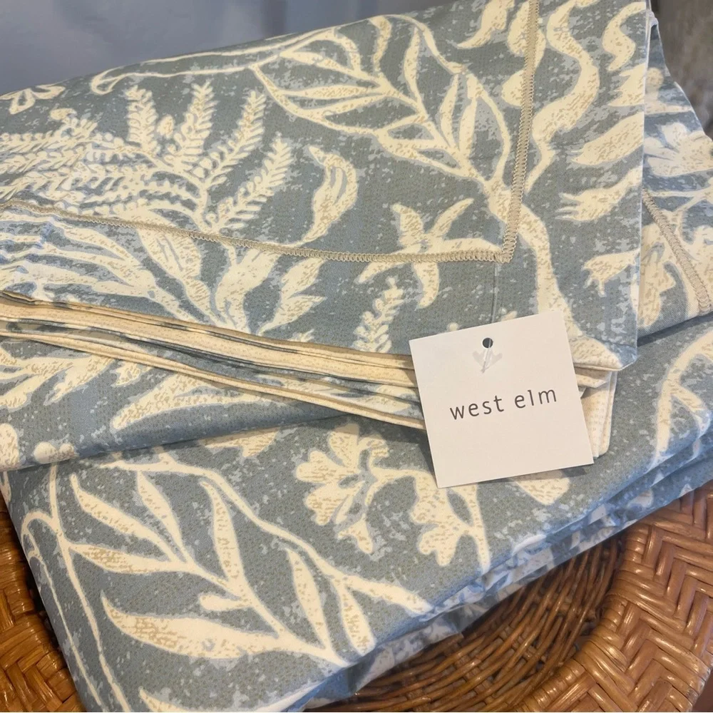 NEW West Elm Blue Cotton Floral Botanical Queen / King Bedding Duvet & Sham Set